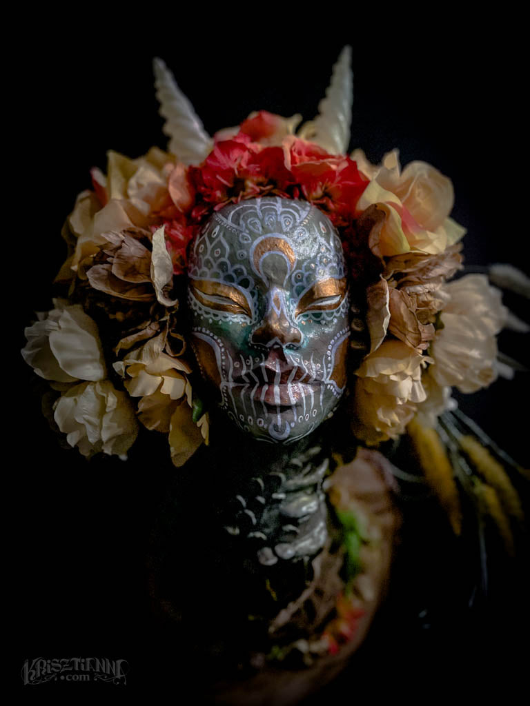 Daybreak Muertita Sculpture